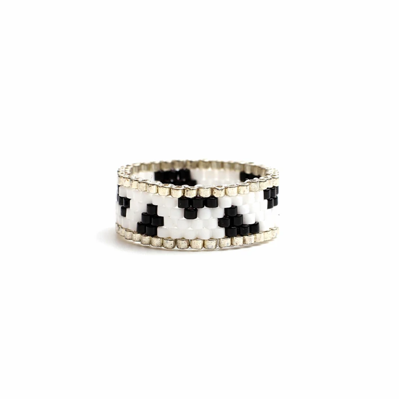 Bague perle de rocaille fantaisie noire et blanche