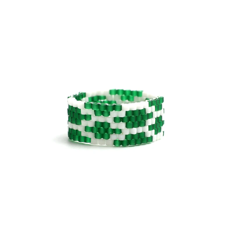 Bague perle de rocaille fantaisie verte et blanche
