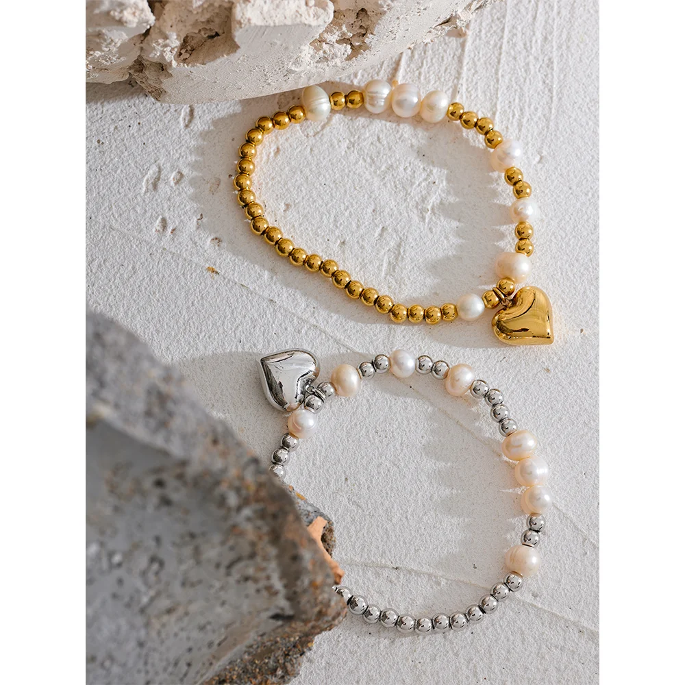 Bracelet perle avec charm coeur