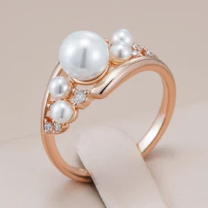Bague avec multiples perles or rose