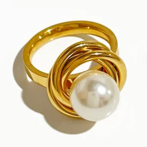 Bague perle originale dorée