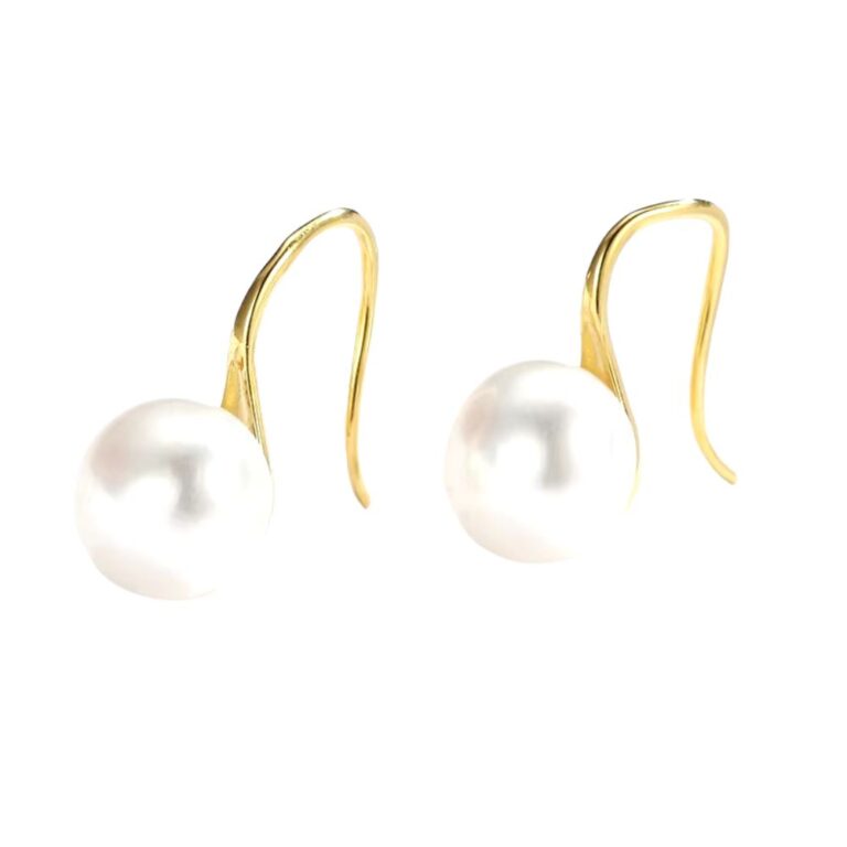 Boucles d'oreilles perles blanches nacrées et or