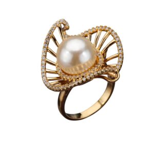 Bague fleur dorée avec perle noire