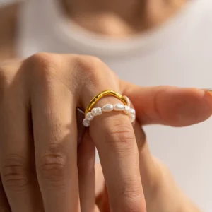 Bague perle blanche double dorée ajustable