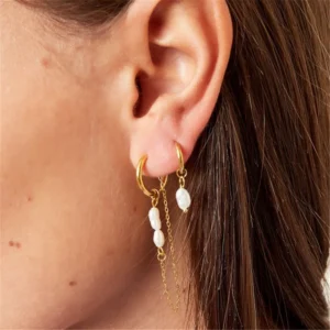 Boucles d'oreilles avec chaîne pendante dorées