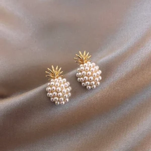 Boucles d'oreilles dorées ananas fantaisie avec perles