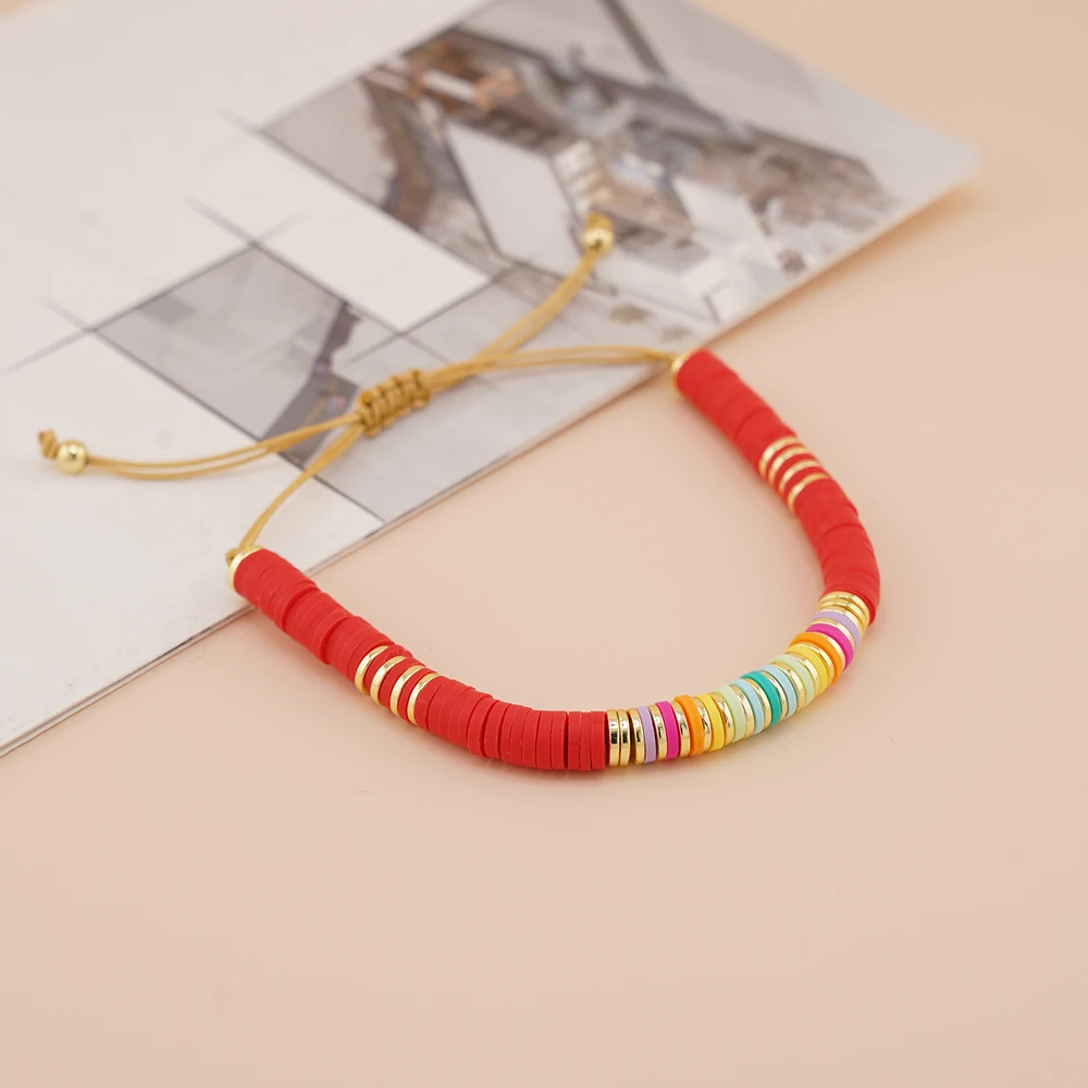 Bracelet perles heishi rouge et doré ajustable